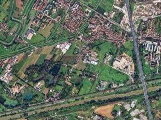 Locale Commerciale in vendita a San Donnino, Campi Bisenzio