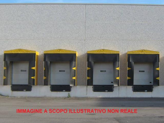 Locale Commerciale in vendita a Campi Bisenzio, Toscana