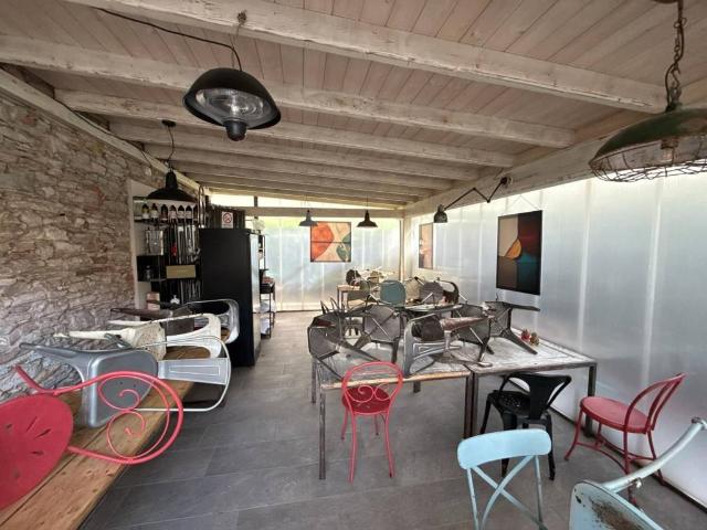 Locale Commerciale in vendita a Venturina Terme, Campiglia Marittima