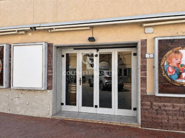 Locale Commerciale in vendita a Campo nell'Elba, Marina Di Campo