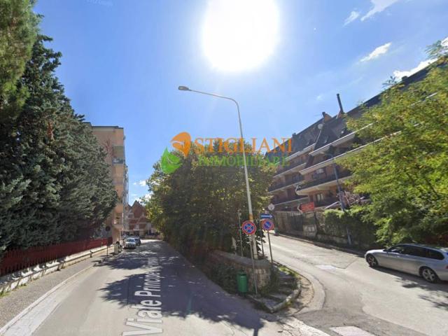 Locale Commerciale in vendita a Campobasso, Molise