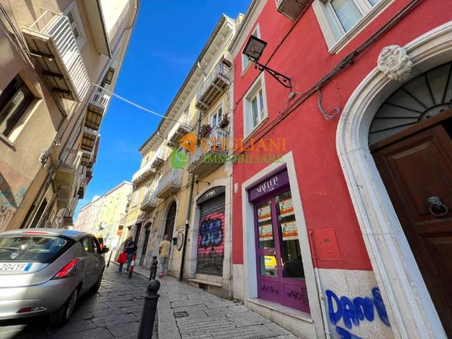 Locale Commerciale in vendita a Centro Storico, Campobasso