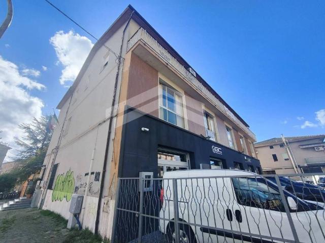 Locale Commerciale in vendita a Cep, Campobasso
