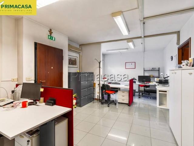 Locale Commerciale in vendita a Unione delle Terre d'Argine, Campogalliano