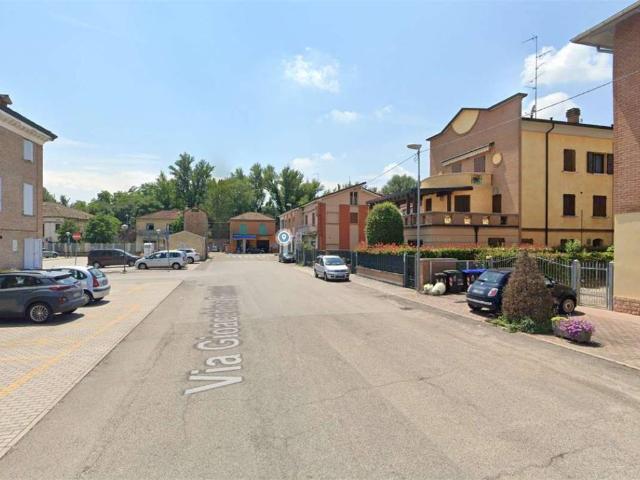 Locale Commerciale in vendita a Unione delle Terre d'Argine, Campogalliano