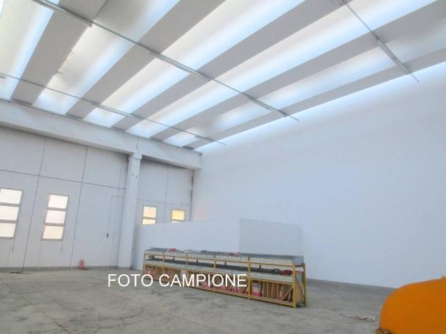 Locale Commerciale in vendita a Campoverardo, Camponogara
