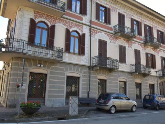Locale Commerciale in vendita a Piemonte, Cuneo