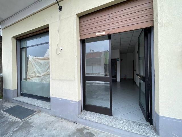 Locale Commerciale in vendita a Piemonte, Asti