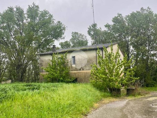 Locale Commerciale in vendita a Canneto Sull'oglio, Lombardia