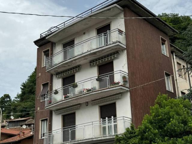 Locale Commerciale in vendita a San Francesco, Canzo