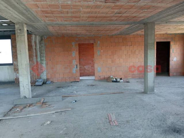 Locale Commerciale in vendita a Coselli, Capannori