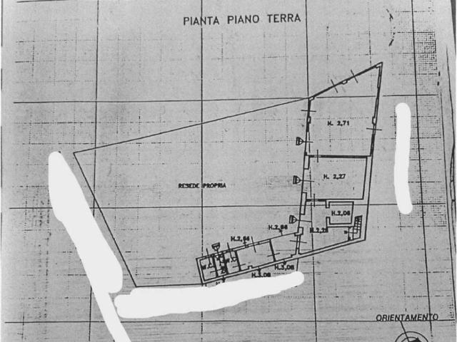 Locale Commerciale in vendita a Tofori, Capannori