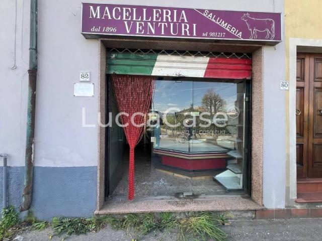 Locale Commerciale in vendita a Capannori, Toscana