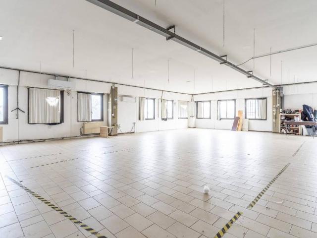 Locale Commerciale in vendita a Unione dei Comuni Circondario dell'Empolese Valdelsa, Capraia