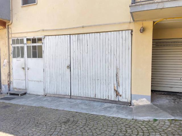 Locale Commerciale in vendita a Piemonte, Cuneo