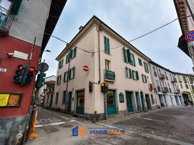 Locale Commerciale in vendita a Piemonte, Torino