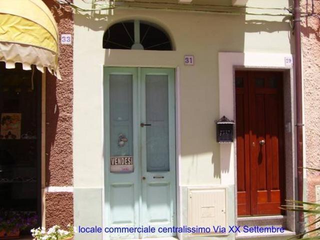 Locale Commerciale in vendita a Carloforte, Sardigna/Sardegna