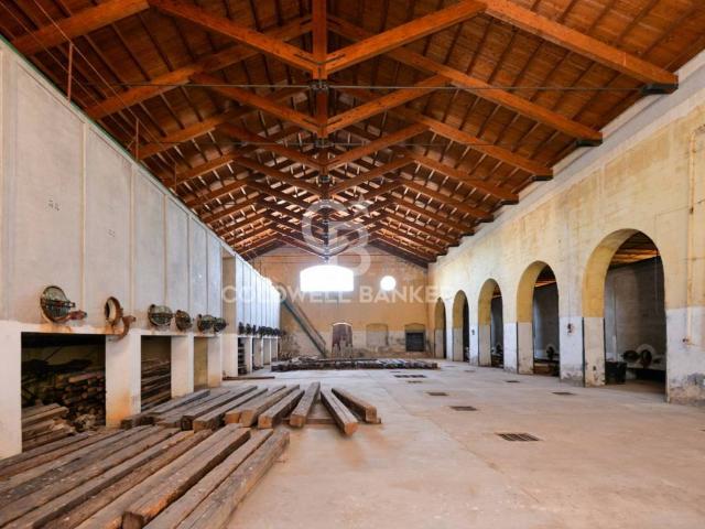 Locale Commerciale in vendita a Magliano, Carmiano