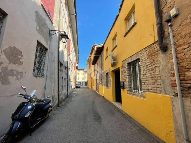 Locale Commerciale in vendita a Carpenedolo, Brescia