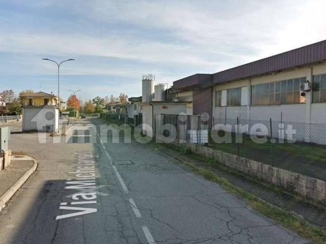 Locale Commerciale in vendita a Carpenedolo, Lombardia