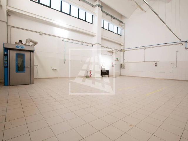 Locale Commerciale in vendita a Unione delle Terre d'Argine, Carpi