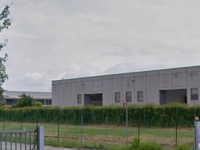 Locale Commerciale in vendita a Unione delle Terre d'Argine, Carpi
