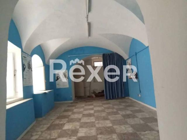Locale Commerciale in vendita a Puglia, Foggia