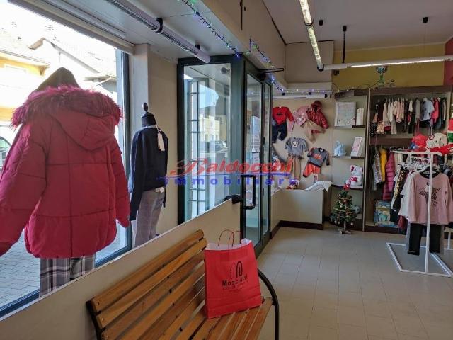 Locale Commerciale in vendita a Pontemurello, Marche
