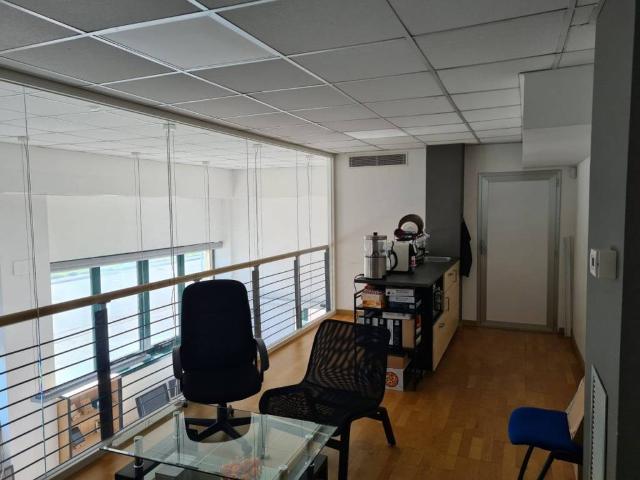 Locale Commerciale in vendita a Cagnola, Cartura