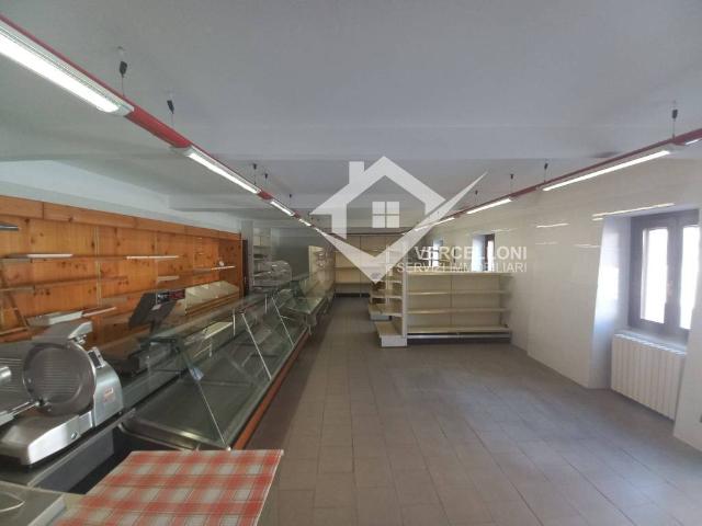Locale Commerciale in vendita a Piemonte, Novara
