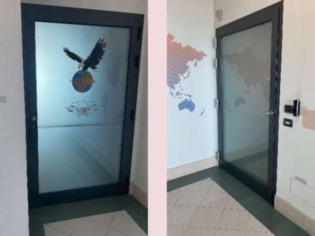 Locale Commerciale in vendita a Unione dei comuni Valli del Reno, Lavino e Samoggia, Casalecchio Di Reno