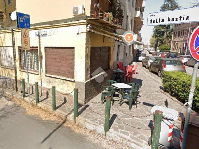 Locale Commerciale in vendita a La Bastia, Casalecchio di Reno