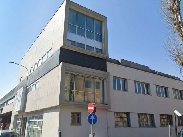 Locale Commerciale in vendita a Unione dei comuni Valli del Reno, Lavino e Samoggia, Casalecchio Di Reno