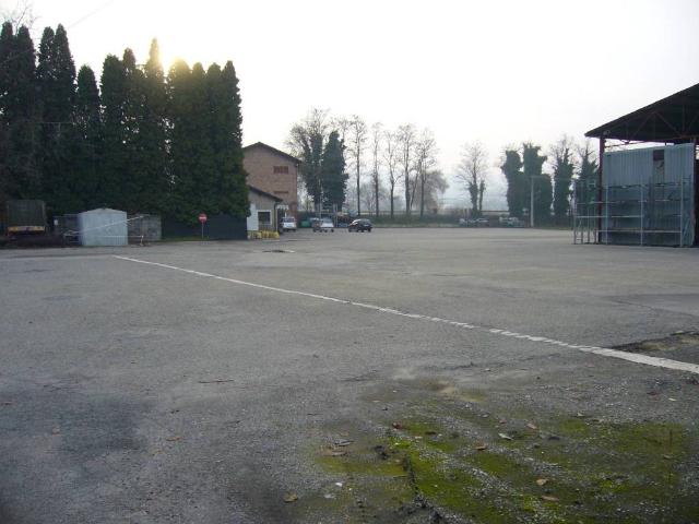 Locale Commerciale in vendita a Tresinaro - Secchia, Re