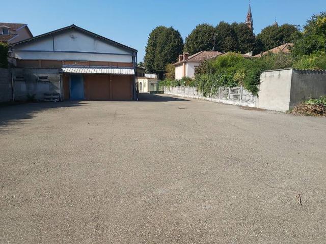 Locale Commerciale in vendita a Casalmaggiore, Lombardia