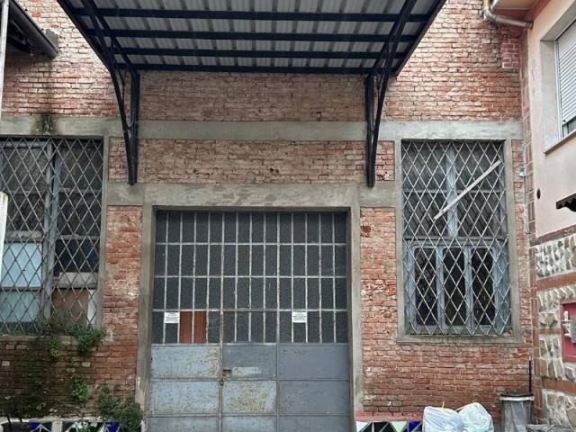 Locale Commerciale in vendita a Casalpusterlengo, Lombardia