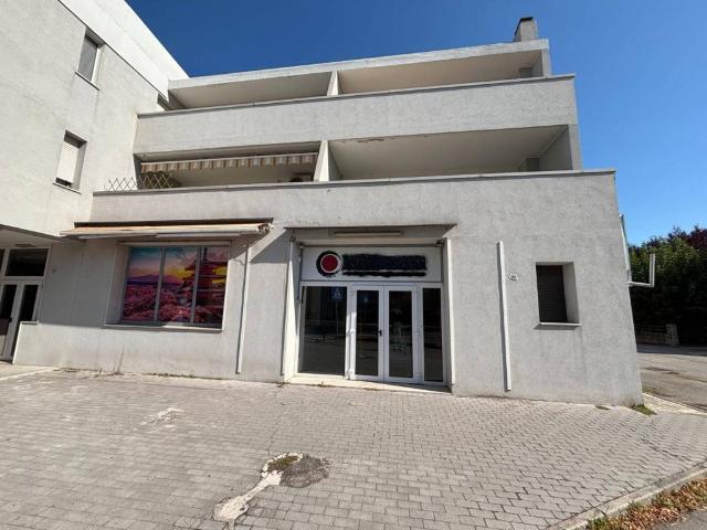 Locale Commerciale in vendita a Casarsa Della Delizia, Friuli-Venezia Giulia