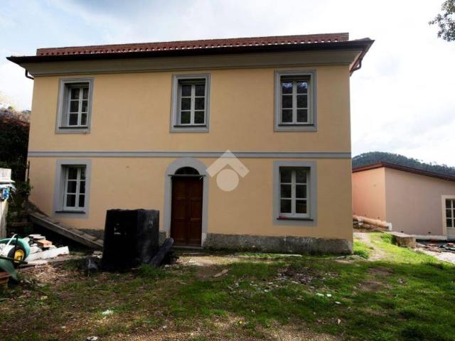 Locale Commerciale in vendita a Bargone, Casarza Ligure