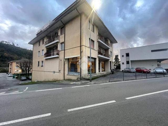 Locale Commerciale in vendita a Verici inferiore, Casarza Ligure