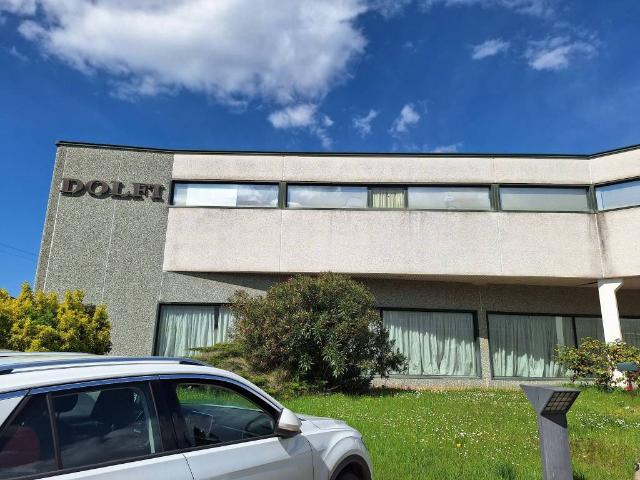 Locale Commerciale in vendita a Casciana Terme Lari, La Turchia