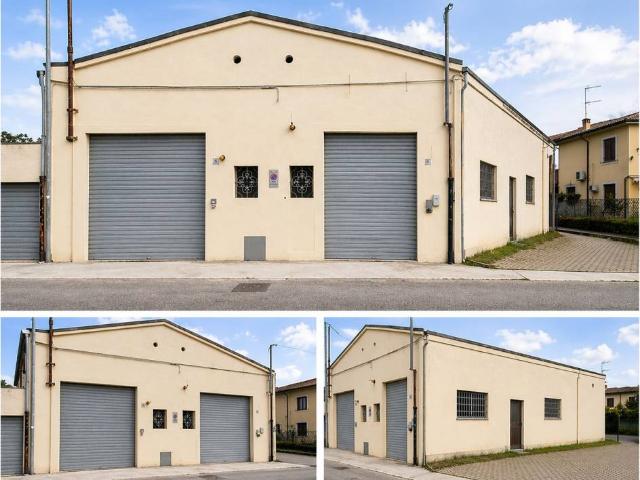 Locale Commerciale in vendita a San Donato, Cascina