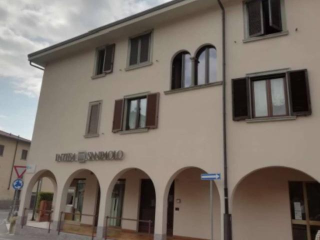 Locale Commerciale in vendita a Casnigo, Lombardia
