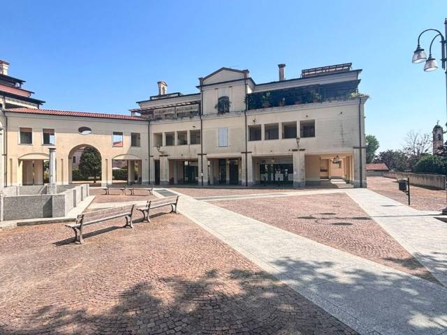 Locale Commerciale in vendita a Villa Quiete, Cassina De' Pecchi