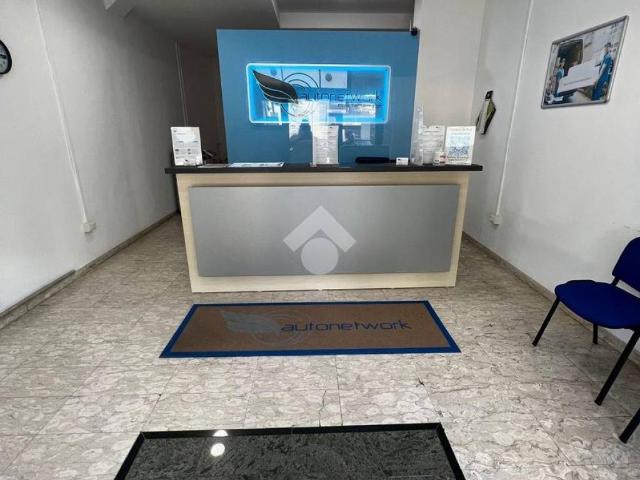 Locale Commerciale in vendita a San Silvestro, Cassino