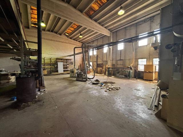 Locale Commerciale in vendita a Castegnato, Lombardia