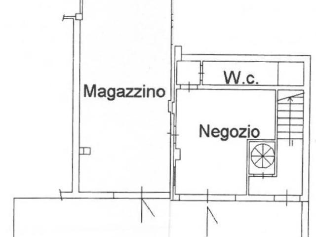 Locale Commerciale in vendita a Unione dei Comuni Circondario dell'Empolese Valdelsa, Castelfiorentino