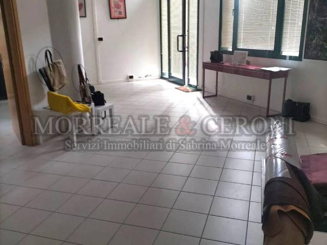 Locale Commerciale in vendita a Unione dei Comuni Circondario dell'Empolese Valdelsa, Castelfiorentino