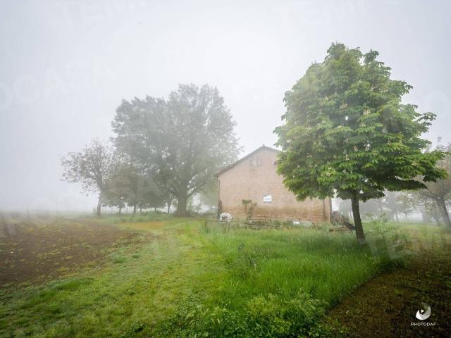 Locale Commerciale in vendita a Gaggio in Piano, Castelfranco Emilia