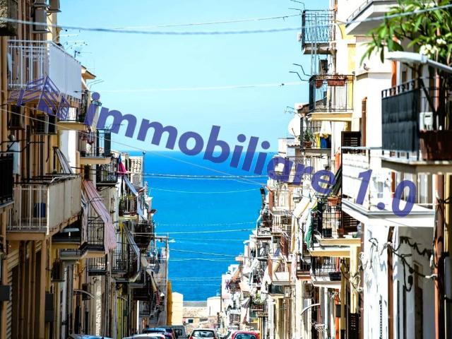 Locale Commerciale in vendita a Castellammare Del Golfo, Sicilia