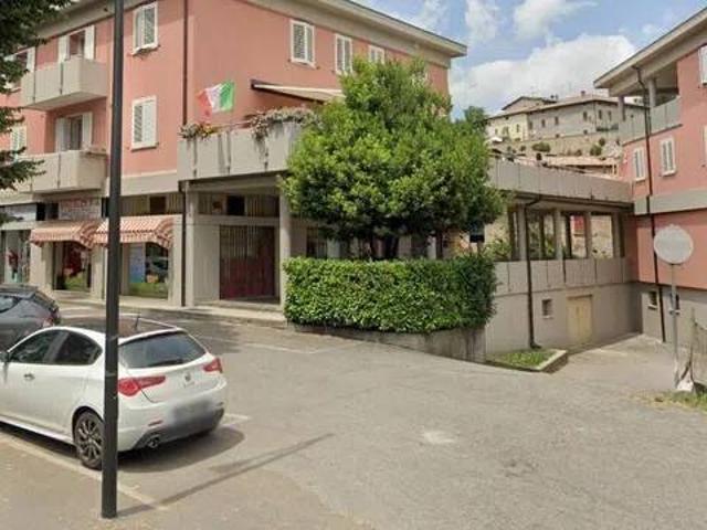 Locale Commerciale in vendita a Tresinaro - Secchia, Re